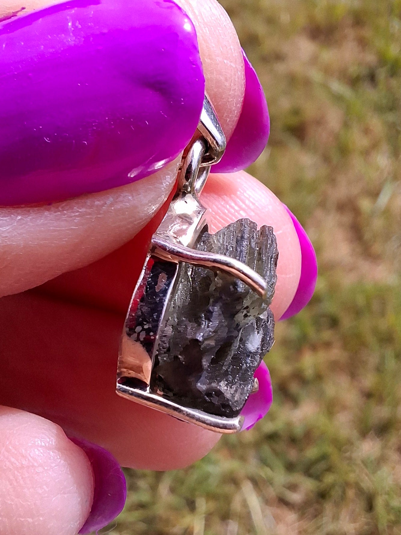 Moldavite Claw Pendant, 925 Silver, Tektite (Ref: P26)