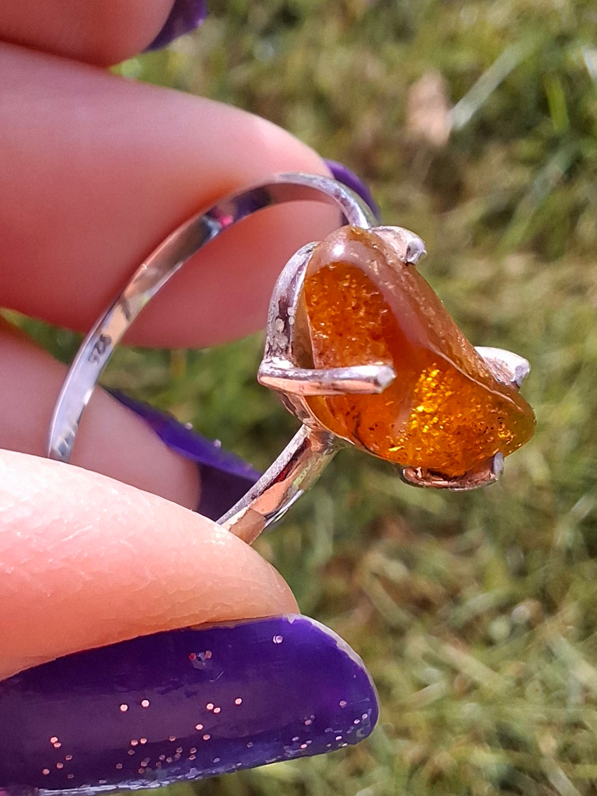 Baltic Amber Ring, size large V, 925 Silver, Fossil (Ref: AR26)