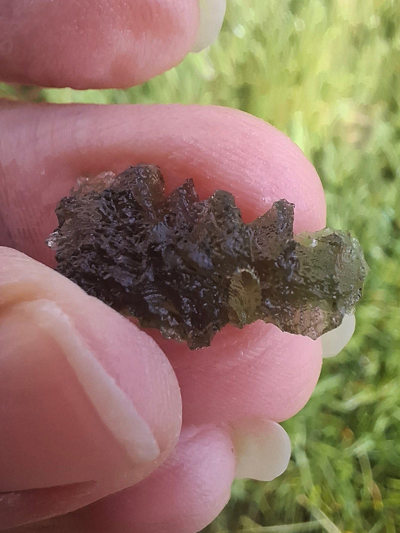 Moldavite Piece, JEZKOVNA BESEDNICE, 1.86g, Tektite (Ref: 1278)
