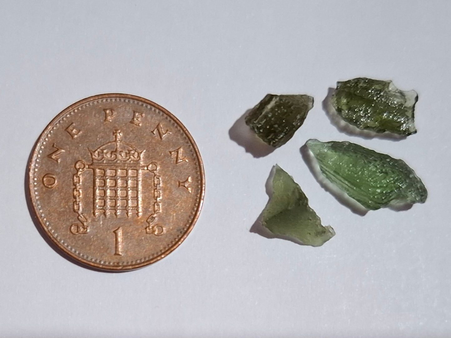Moldavite chip Bundle, 1g, 4 pcs, Tektite (MB45)