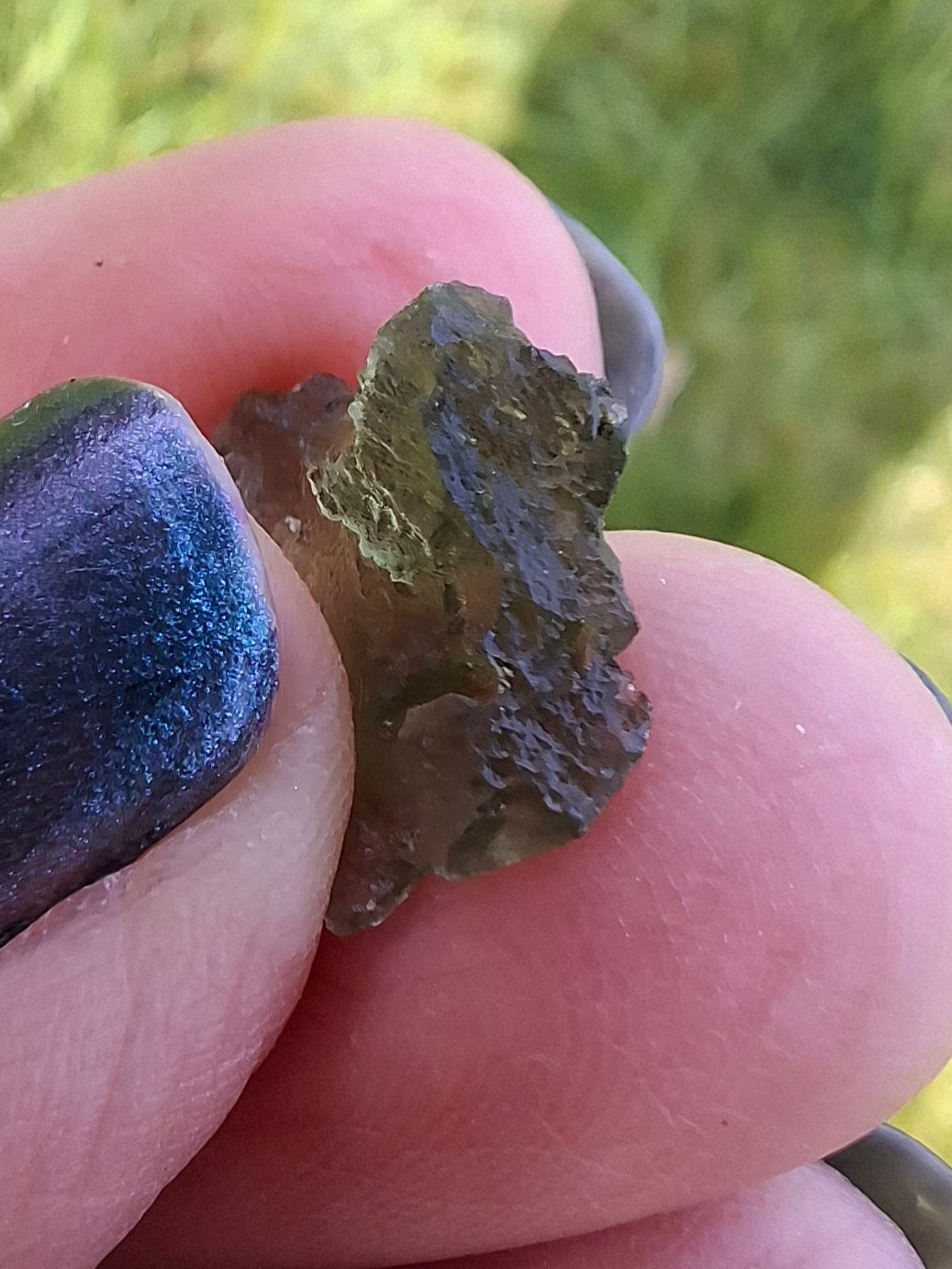 Moldavite Piece, 0.80g, Tektite (Ref: 1397)