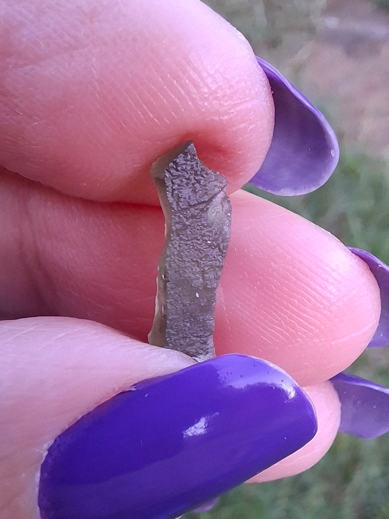 Moldavite Piece, 0.40g, Tektite (Ref: 1487)