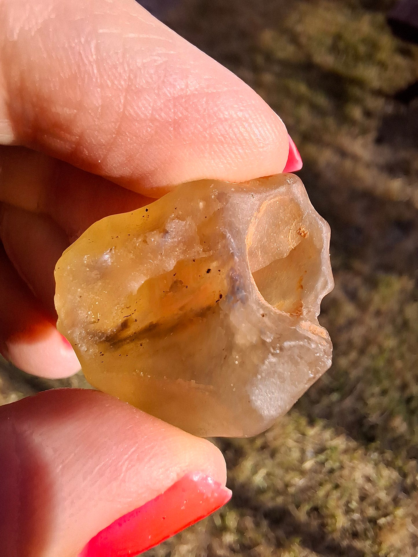 Libyan Desert Glass (darker) Piece, 10.32g, Tektite (Ref: L1376)