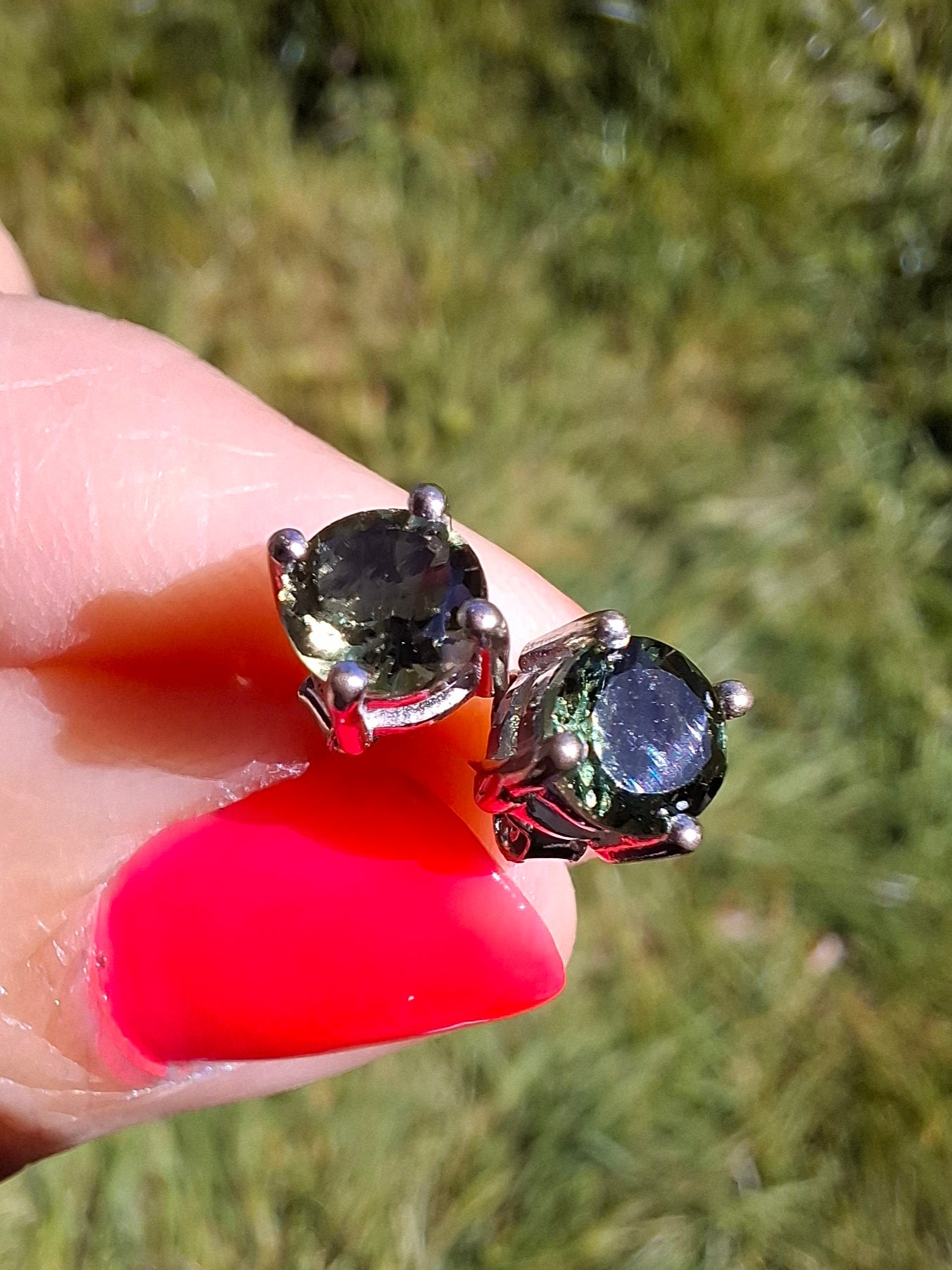 Moldavite (faceted) 5mm STUD EARRINGS, 925 Silver, Tektite (Ref: Pair48)