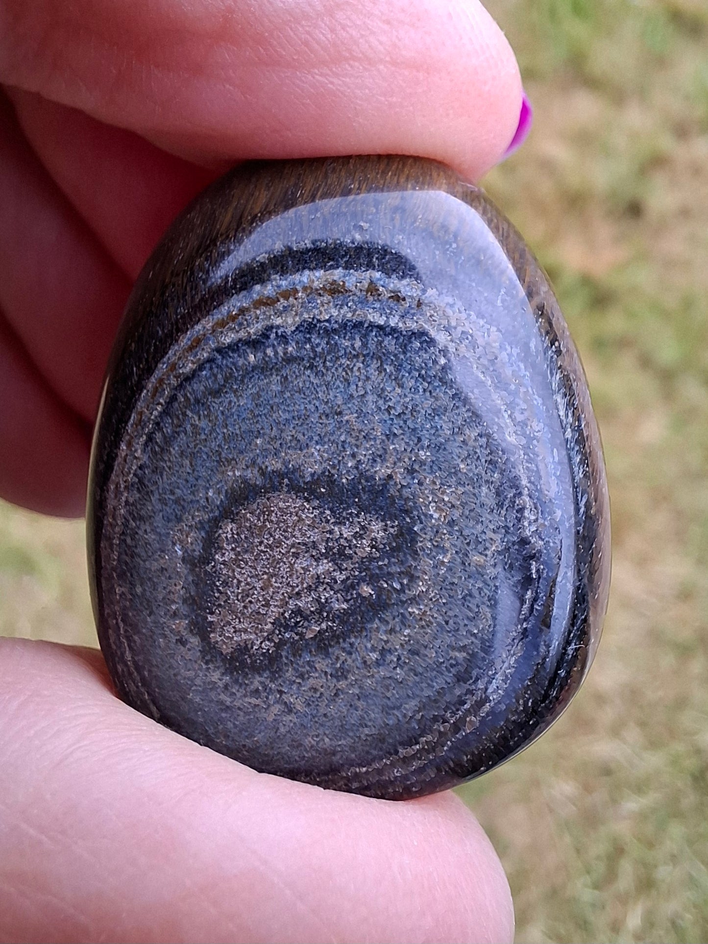 Blue Tigers Eye, Tumble Stone, Crystal (Ref: T19)