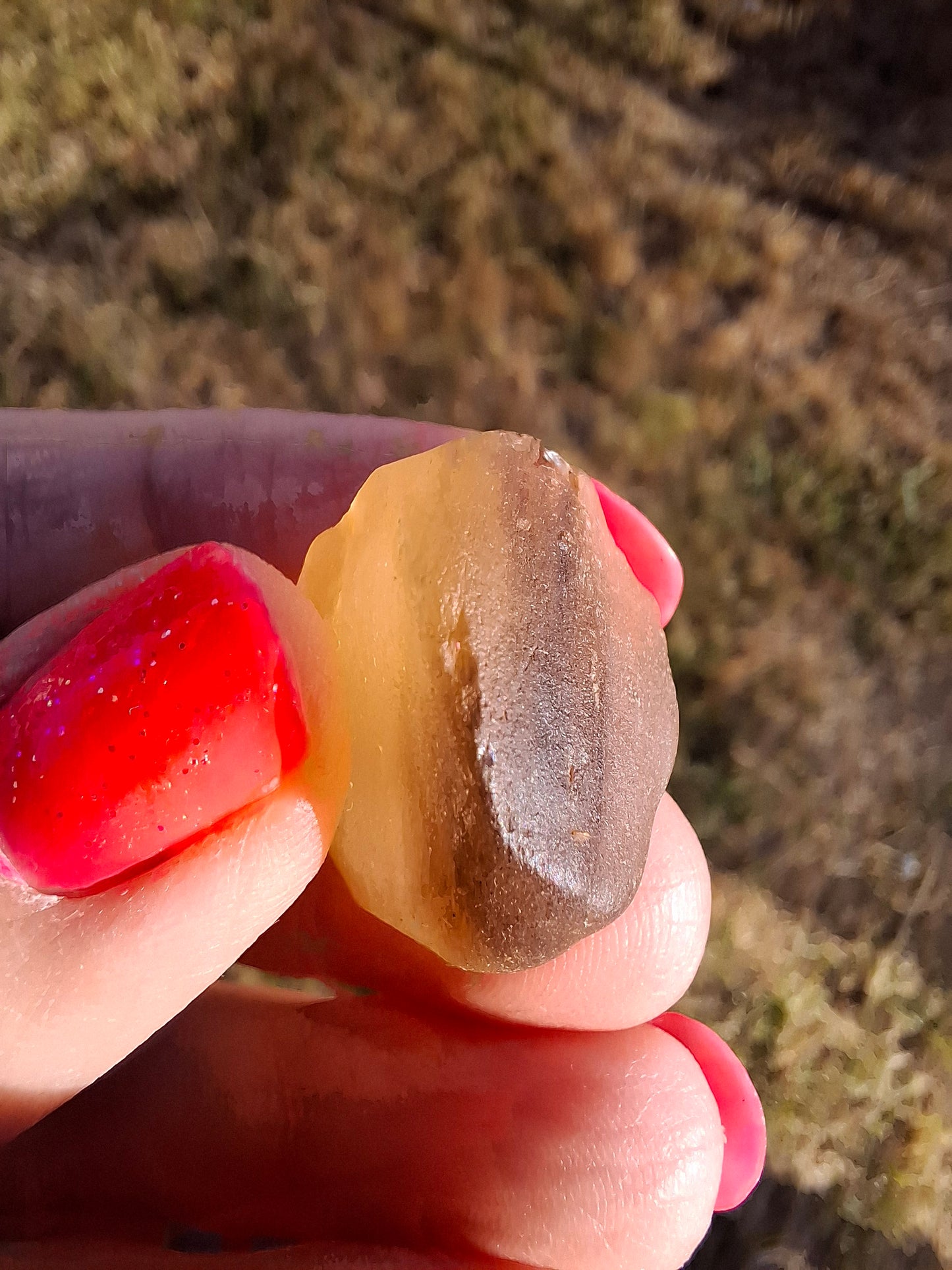 Libyan Desert Glass (darker) Piece, 7.00g, Tektite (Ref: L1373)
