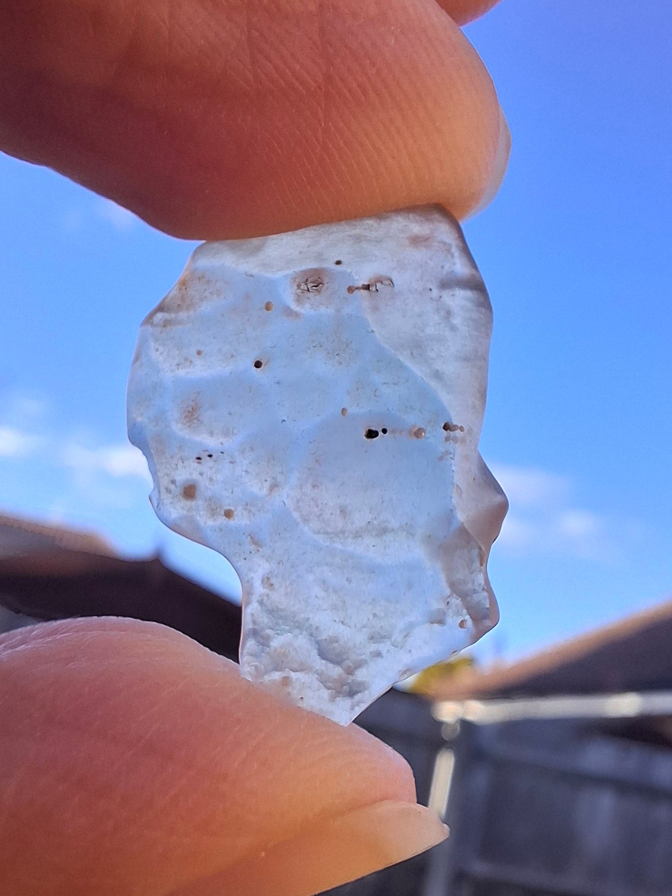 Libyan Desert Glass small Piece, 1.85g, Tektite (Ref: LE256)