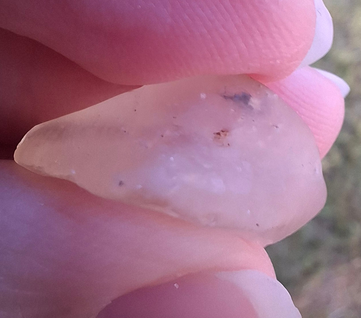 Libyan Desert Glass Piece, 2.80g, Tektite (Ref: LE274)