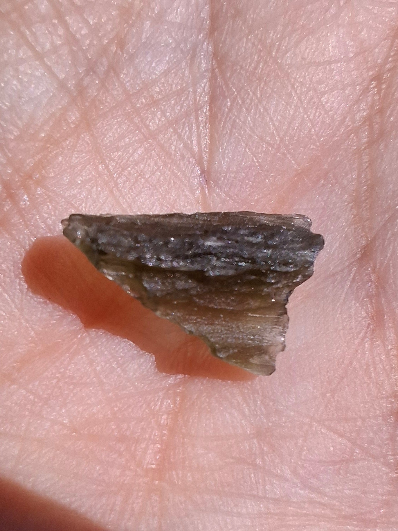 Moldavite Piece, 0.64g, Tektite (Ref: 1424)