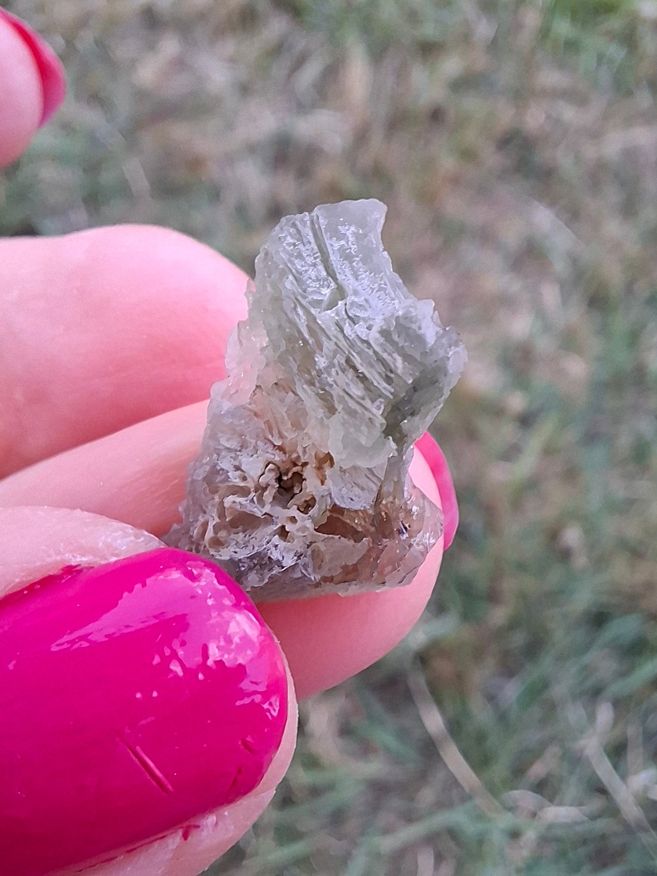 Moldavite Piece, SNOWFLAKE, FROSTED, BRUSNA, 0.92g, Tektite (Ref: 1499)