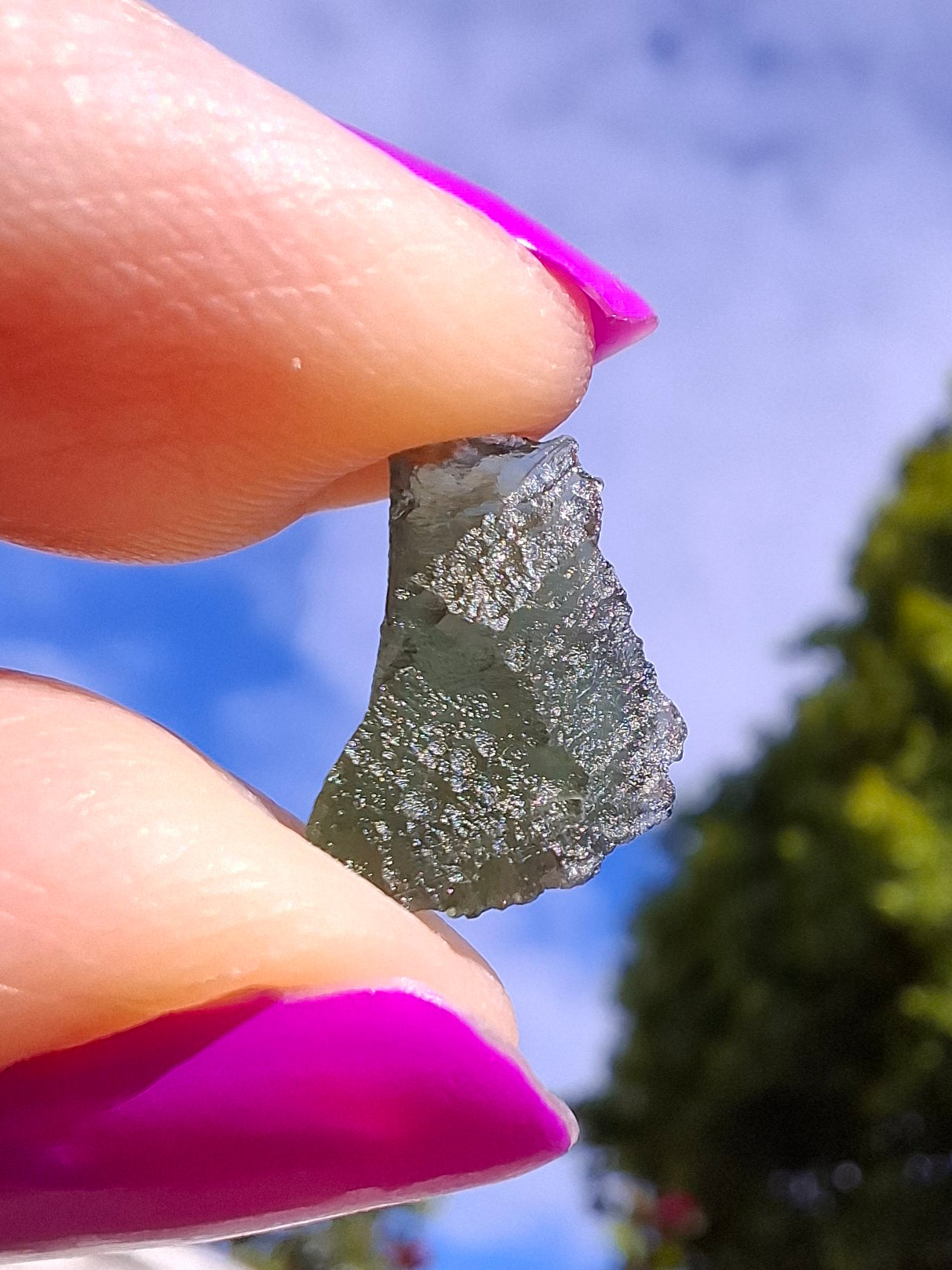 Moldavite Piece, 0.82g, Tektite (Ref: 1456)