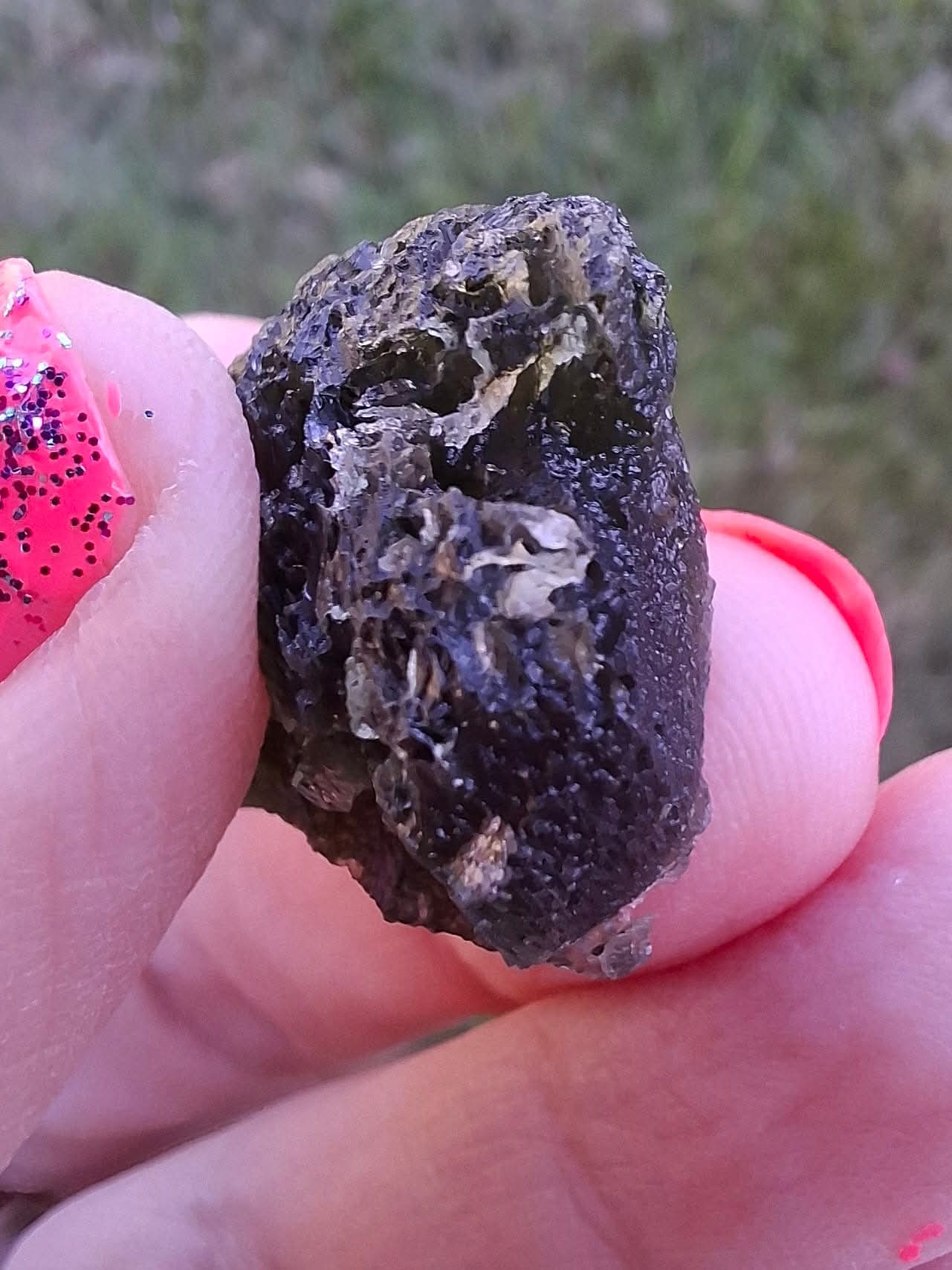 Moldavite Piece, JAKULE, 10.05g, Tektite (Ref: 1174)