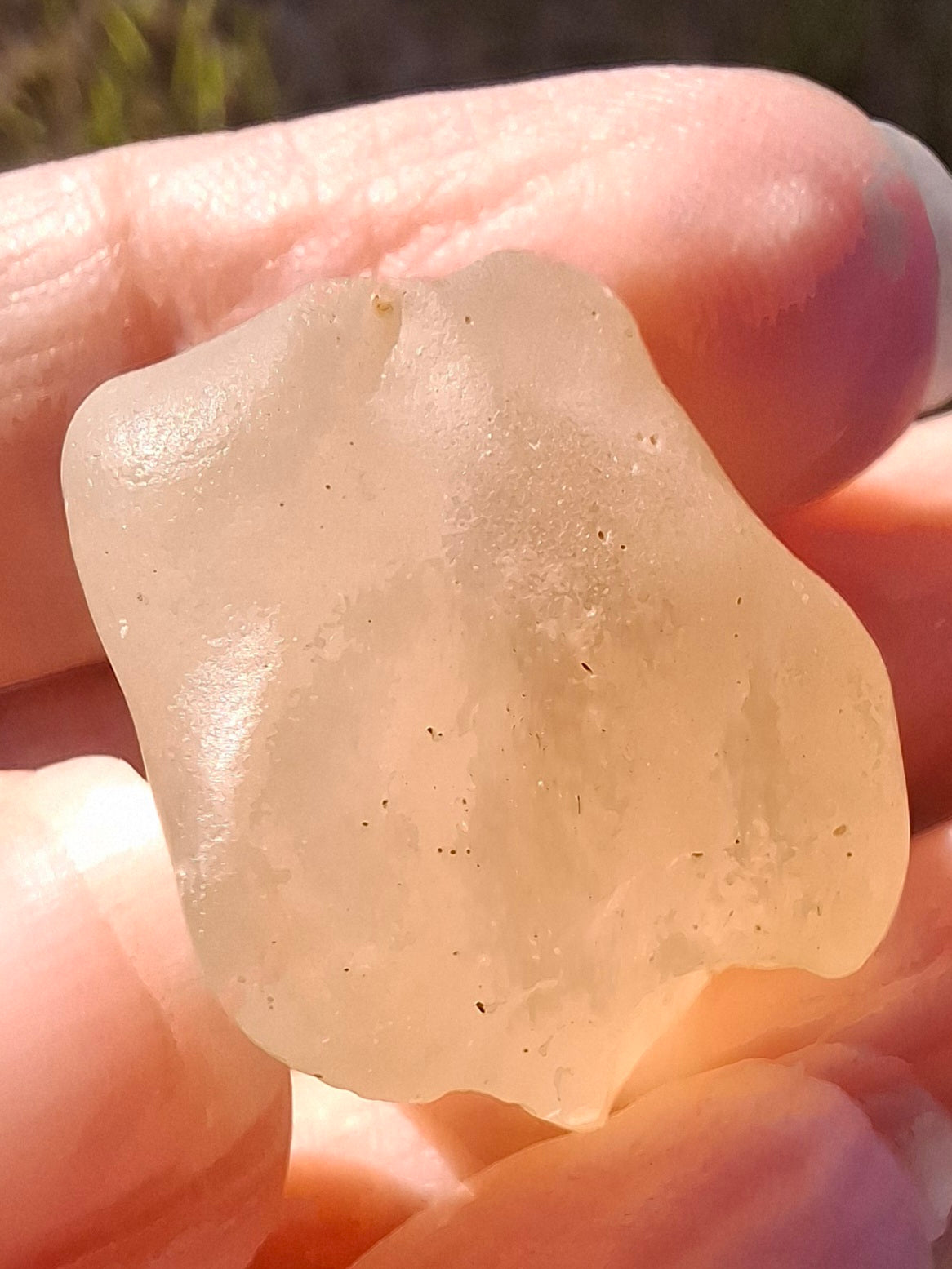 Libyan Desert Glass Piece, 12.90g, Tektite (Ref: LE243)