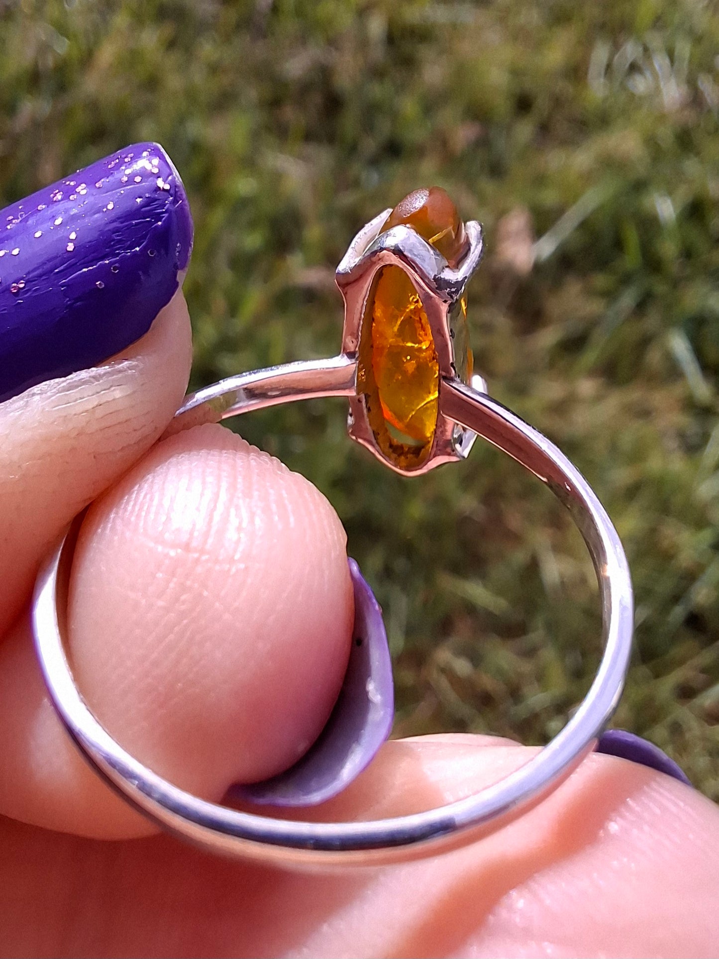 Baltic Amber Ring, size large V, 925 Silver, Fossil (Ref: AR25)