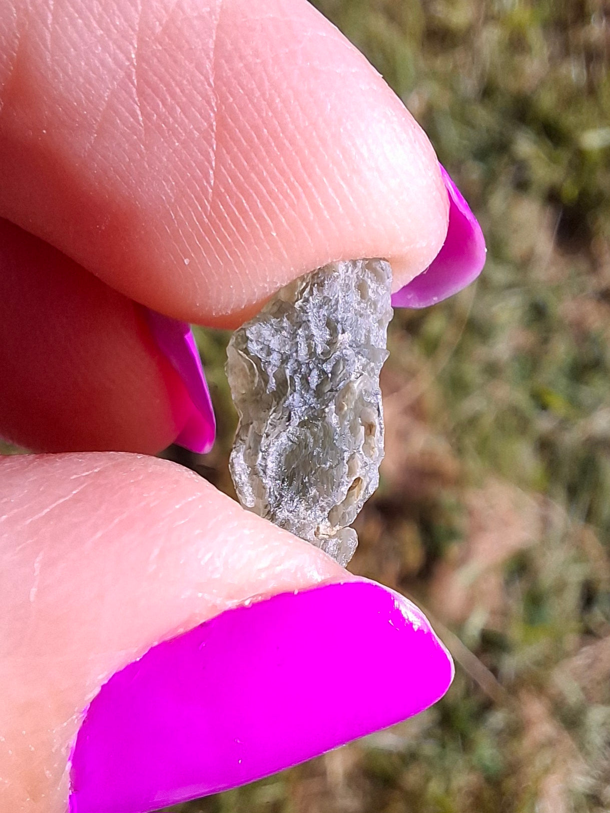 Moldavite Piece, 0.78g, Tektite (Ref: 1451)
