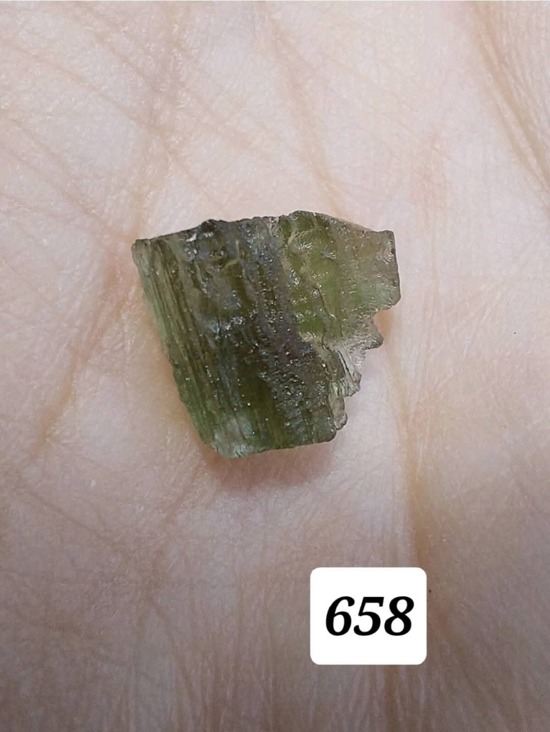 Moldavite Piece, 0.60g, Tektite (Ref: 658)