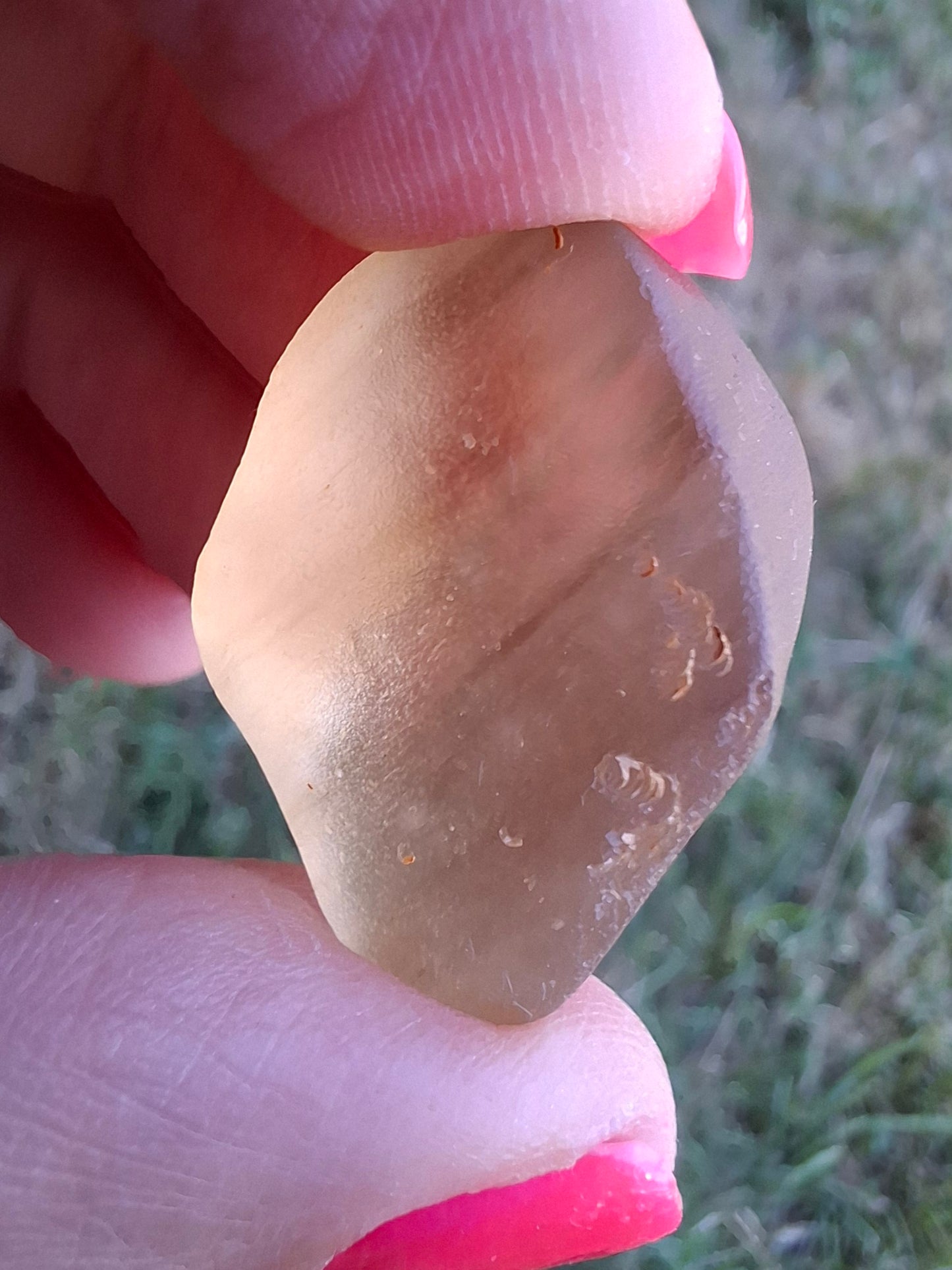 Libyan Desert Glass (darker) Piece, 9.54g, Tektite (Ref: L1371)