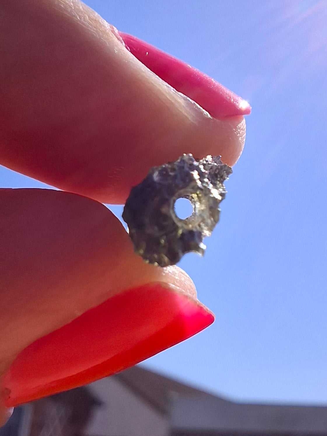 Moldavite Piece, 0.65g, Tektite (Ref: 1410)
