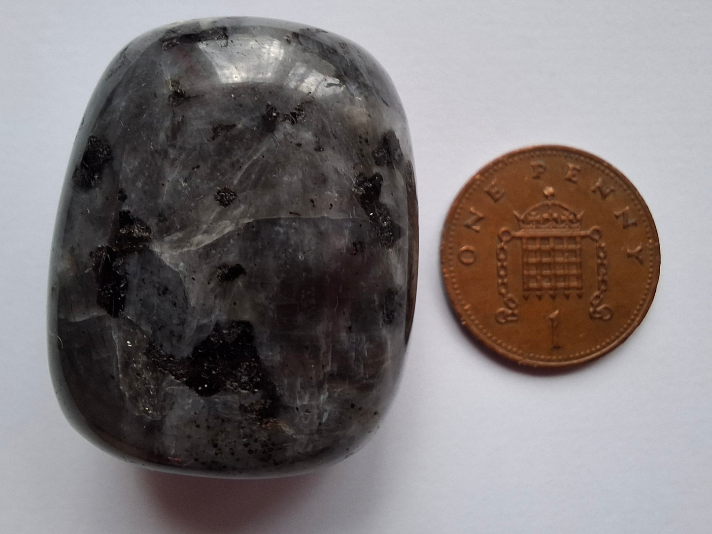 Larvikite, Tumble Stone, Crystal (Ref: T127)