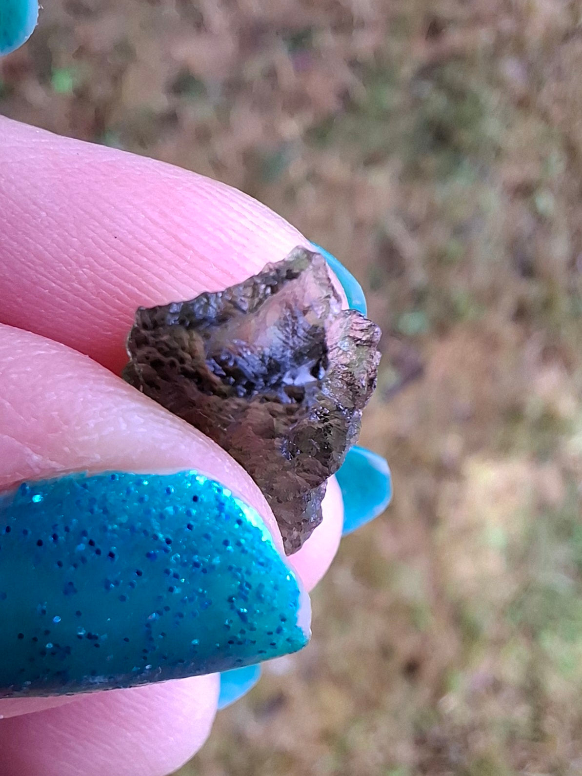 Moldavite Piece, 0.84g, Tektite (Ref: 1418)