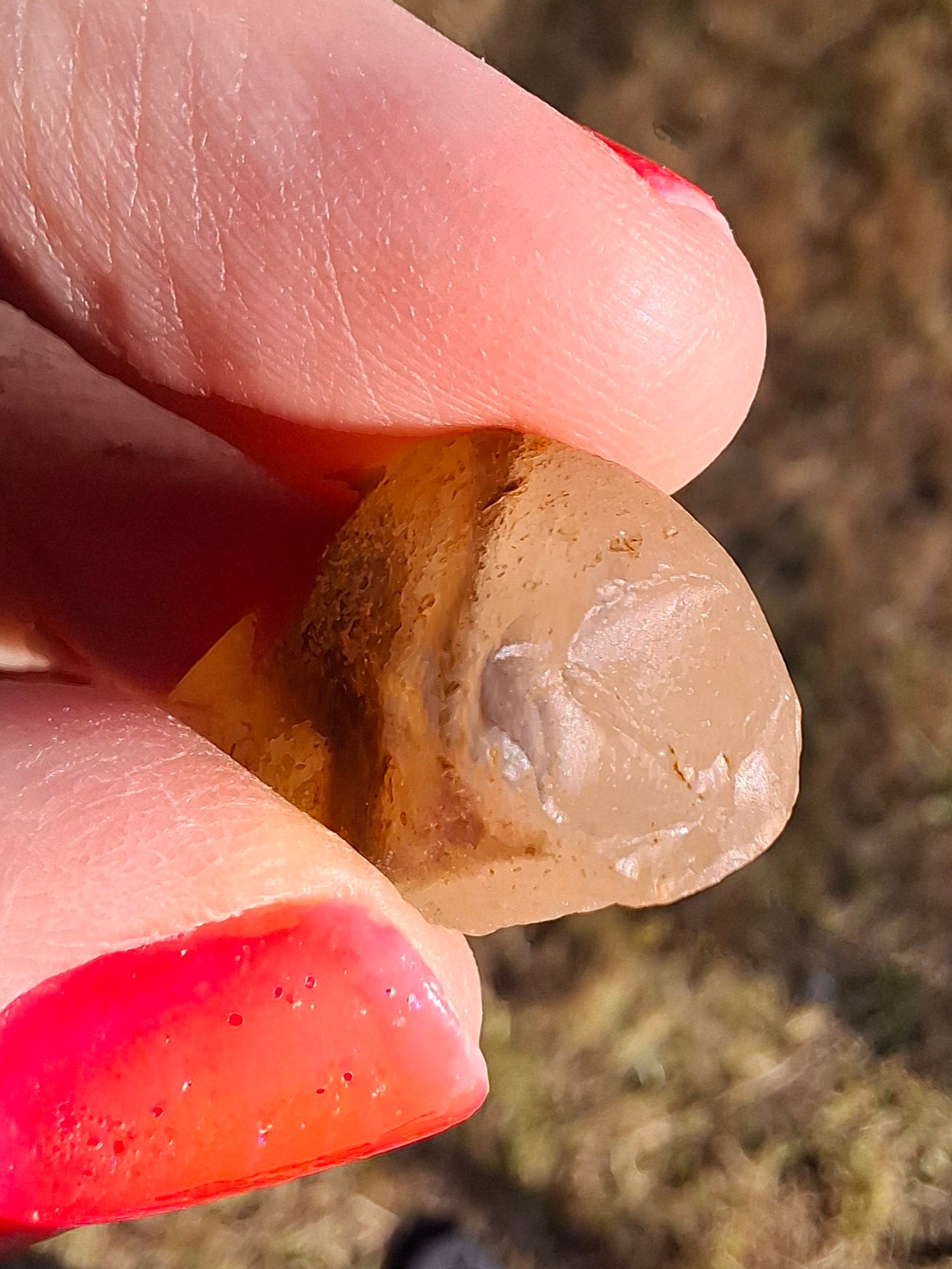 Libyan Desert Glass (darker) Piece, 4.70g, Tektite (Ref: L1372)