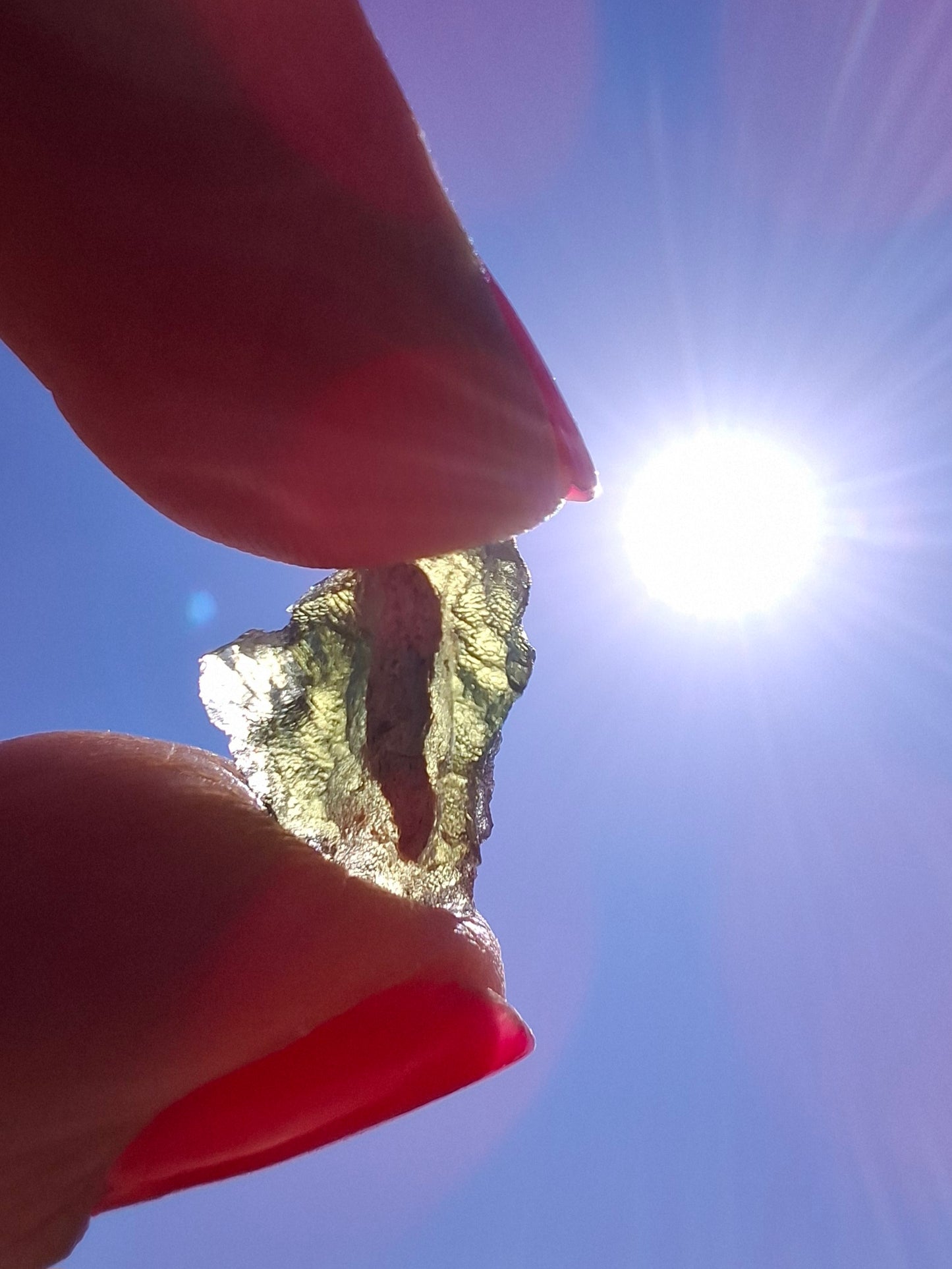 Moldavite Piece, 0.90g, Tektite (Ref: 1412)
