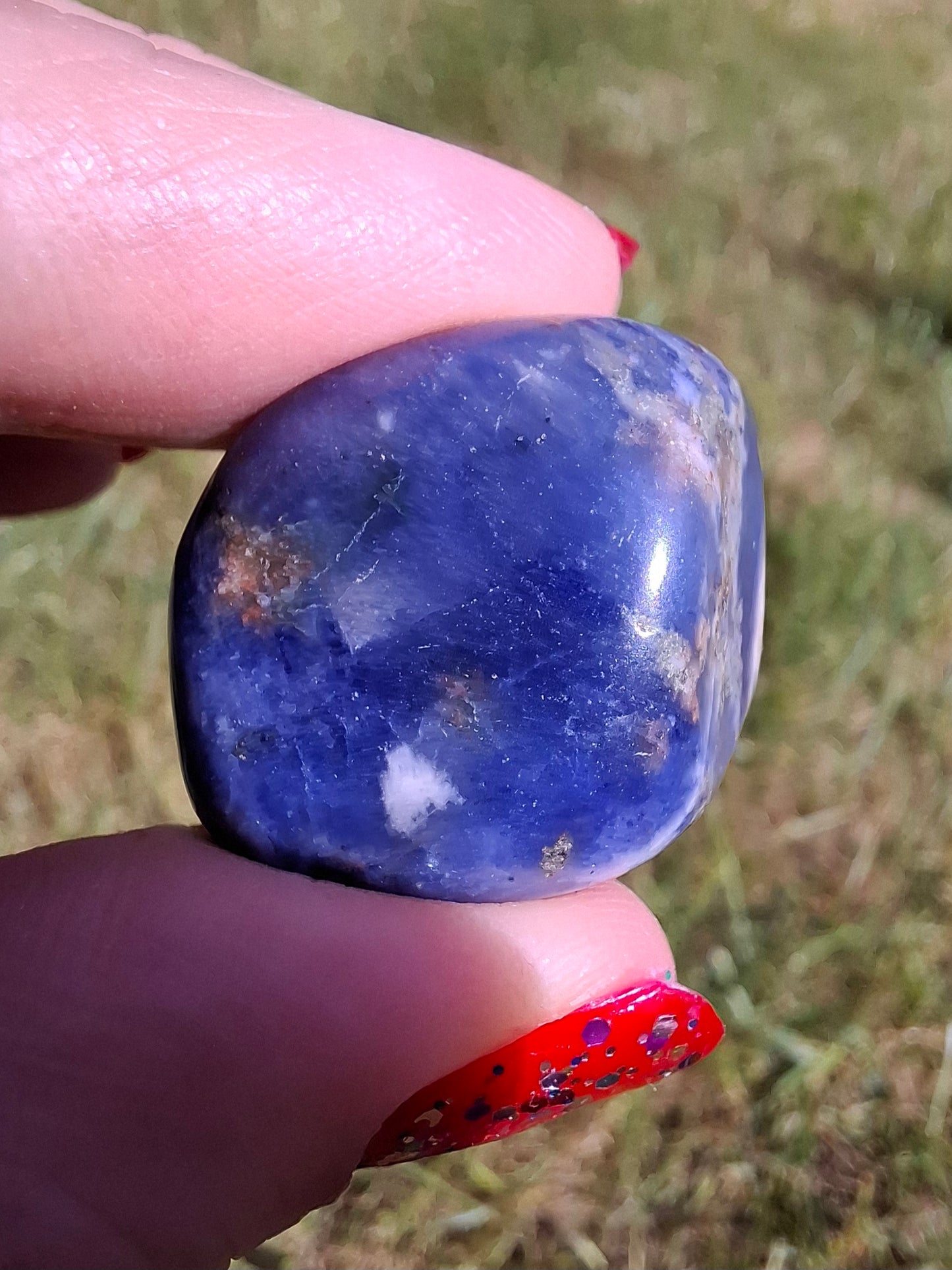 Sodalite, Tumble Stone, Crystal (Ref: T154)