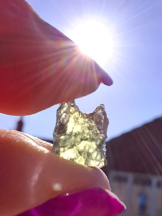 Moldavite small Piece, 0.40g, Tektite (Ref: 1458)