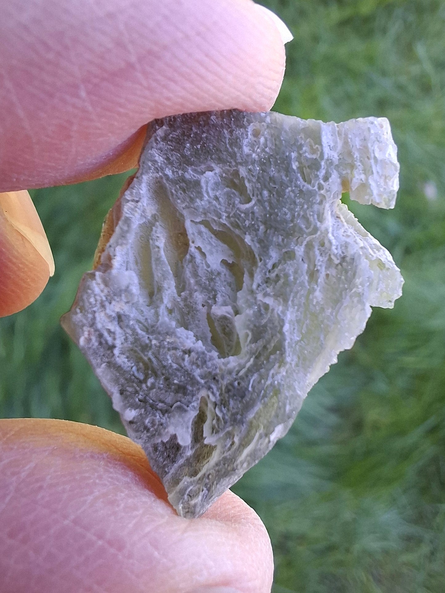 Moldavite Piece, SNOWFLAKE, FROSTED, BARTOCHOV, 3.47g, Tektite (Ref: 1368)