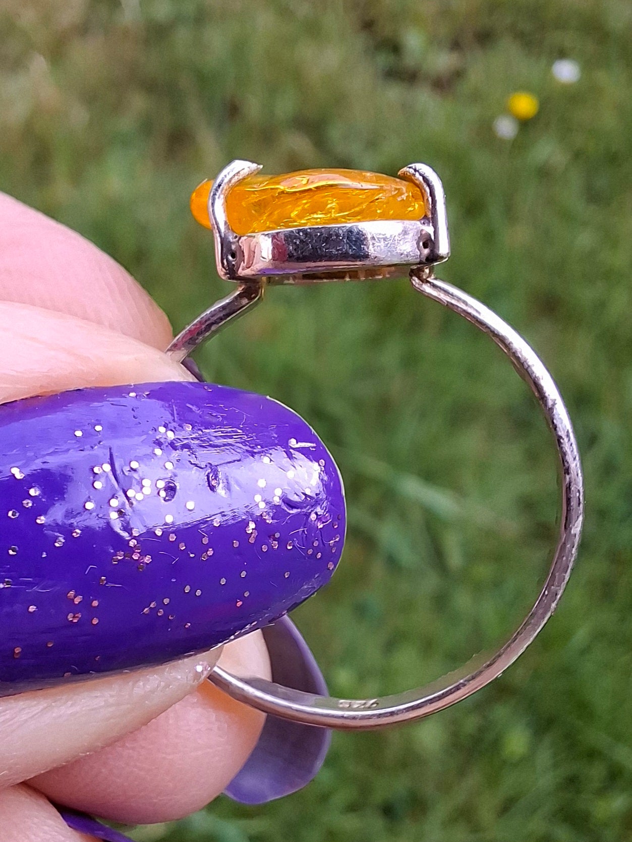 Baltic Amber Ring, size large R, 925 Silver, Fossil (Ref: AR17)