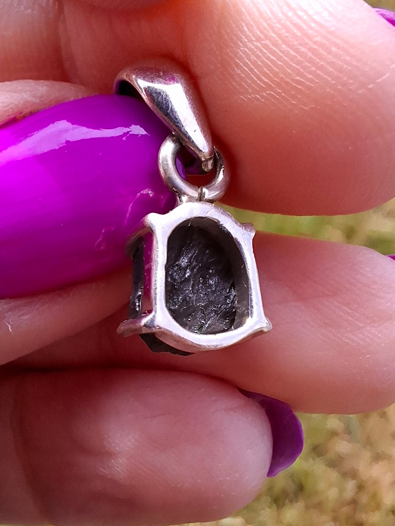 Moldavite Claw Pendant, 925 Silver, Tektite (Ref: P17)