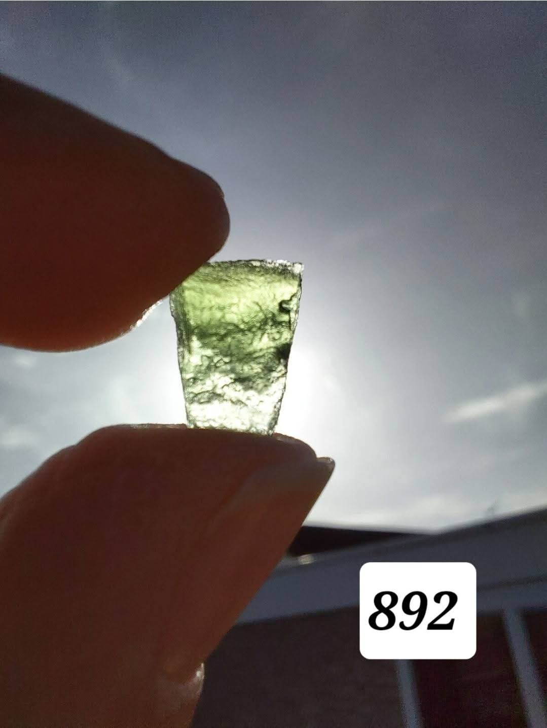 Moldavite Piece, 0.59g, Tektite (Ref: 892)