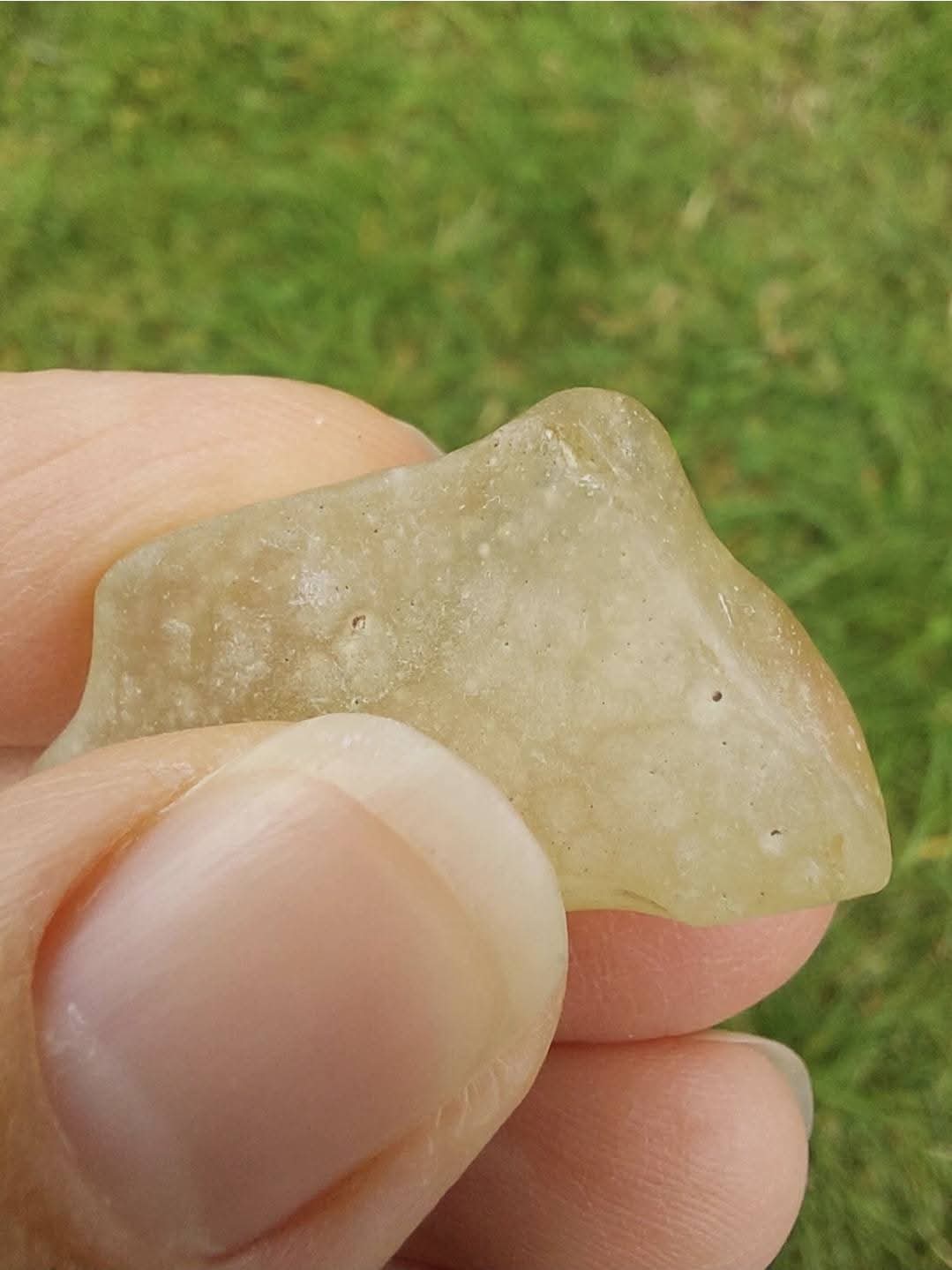 Libyan Desert Glass Piece, 6.49g, Tektite (Ref: LE277)