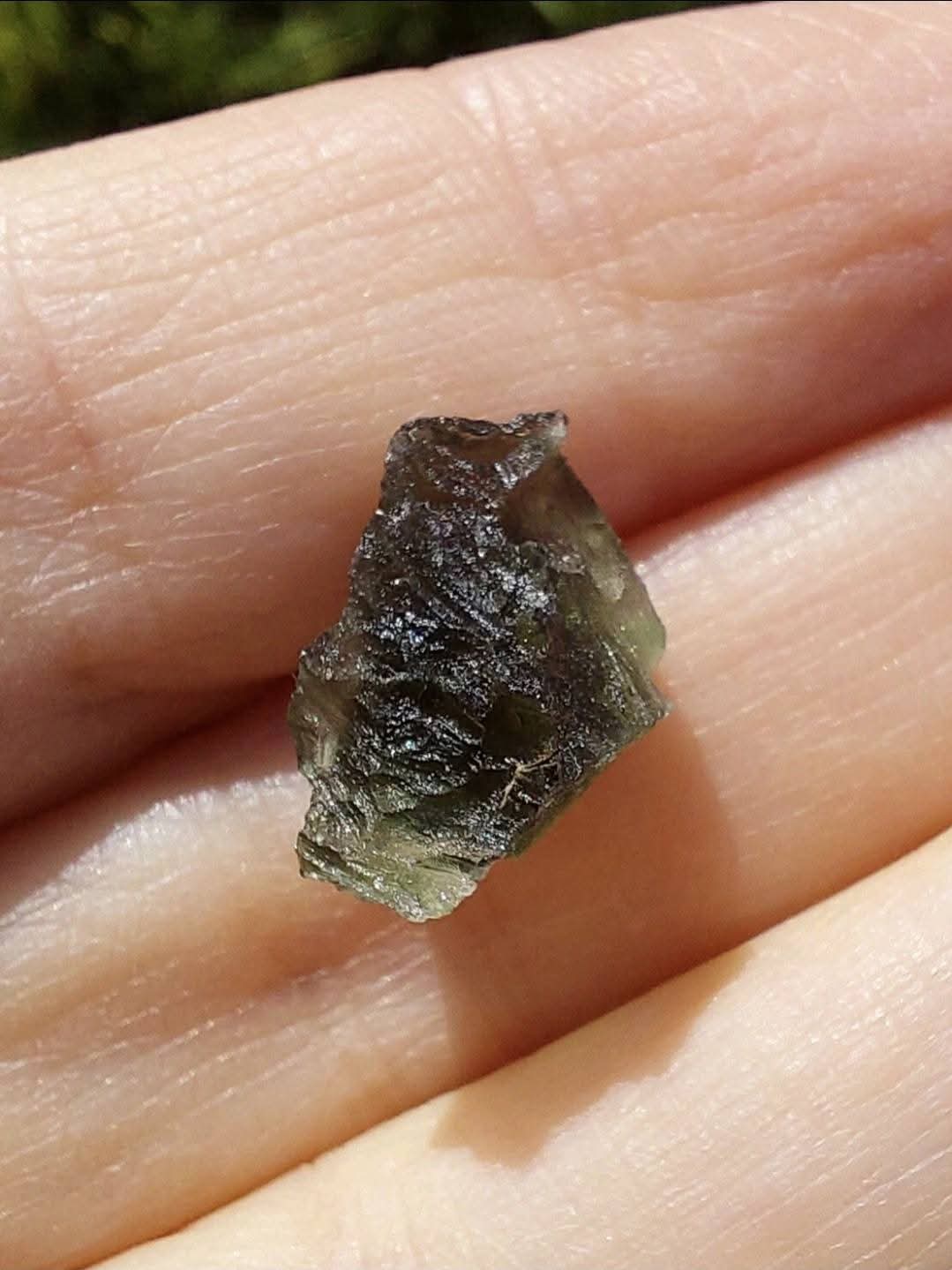 Moldavite Piece, 0.99g, Tektite (Ref: 866)