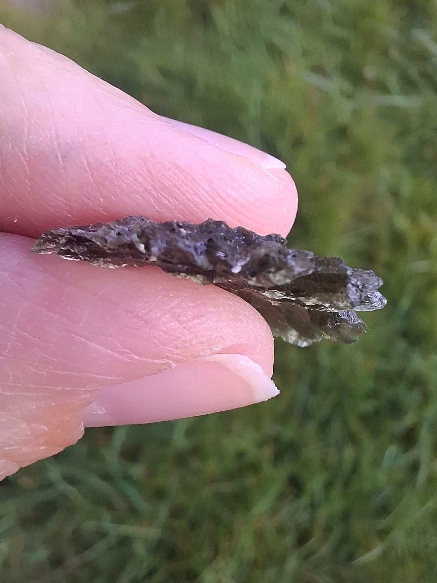 Moldavite Piece, JEZKOVNA BESEDNICE, 1.18g, Tektite (Ref: 1271)