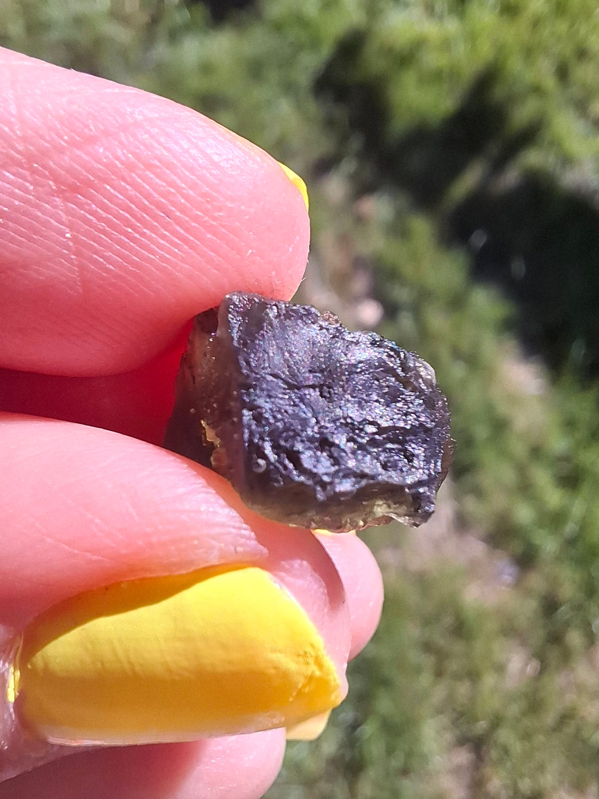 Moldavite Piece, 2.22g, Tektite (Ref: 1514)