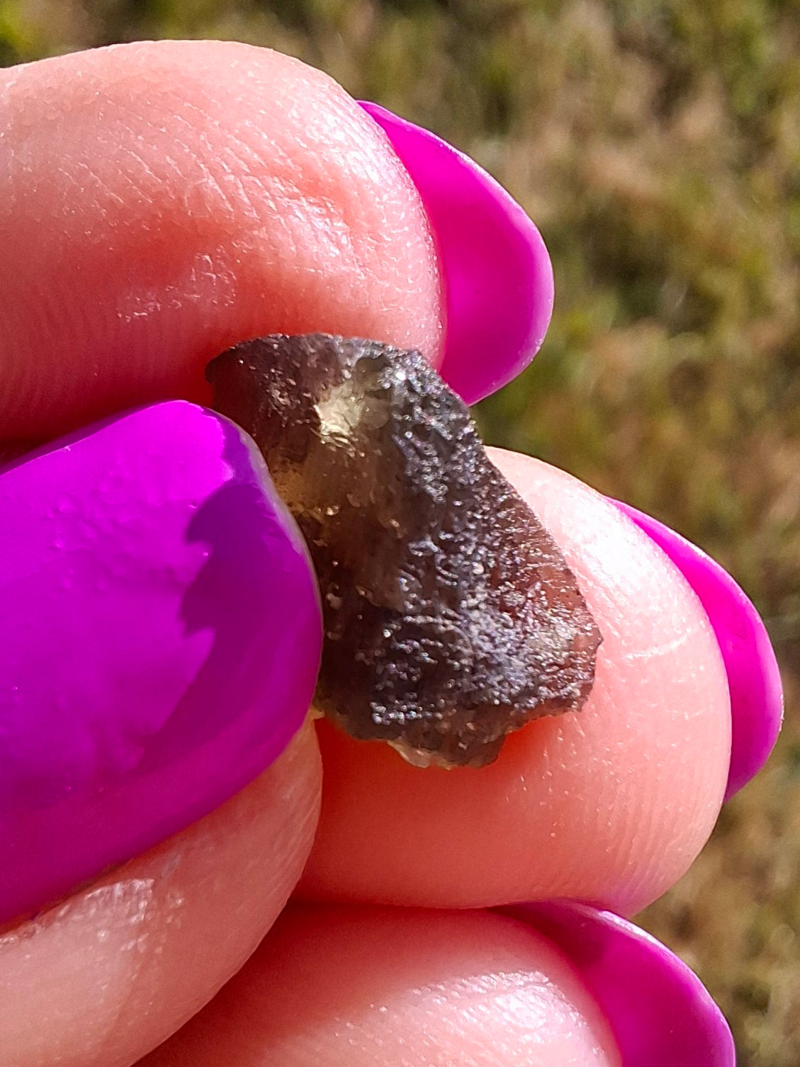 Moldavite Piece, 0.72g, Tektite (Ref: 1443)