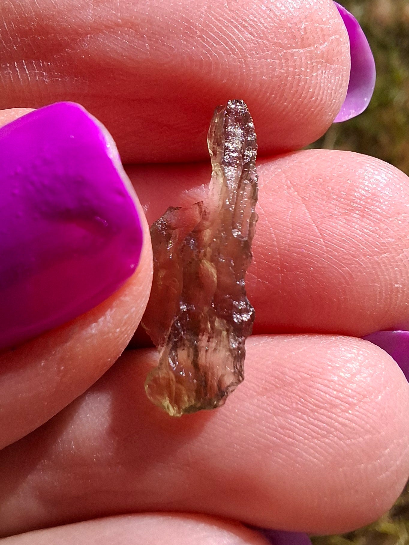 Moldavite small Piece, 0.27g, Tektite (Ref: 1433)