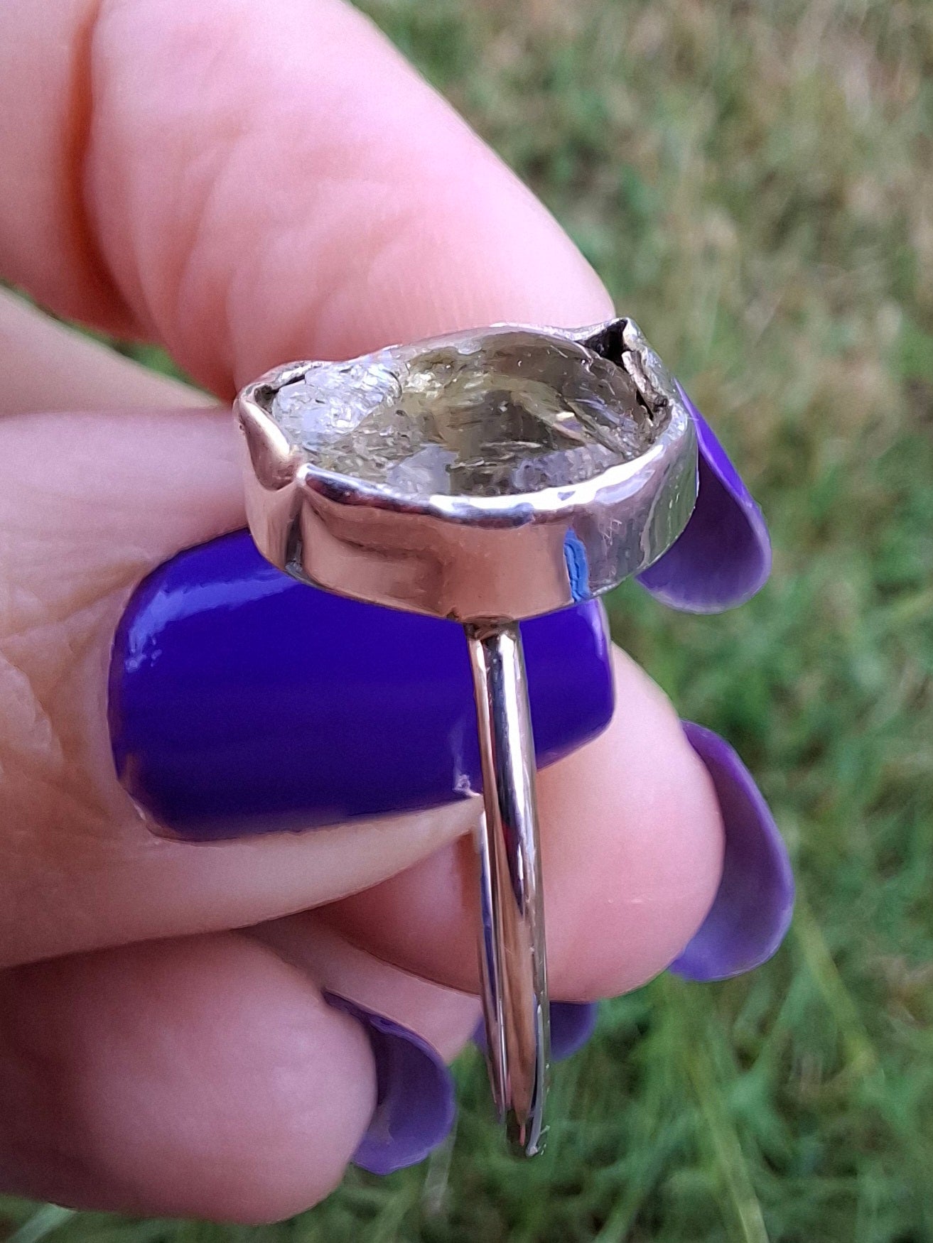 Libyan Desert Glass Ring, size large V, 925 Silver, Tektite (Ref: LR60)