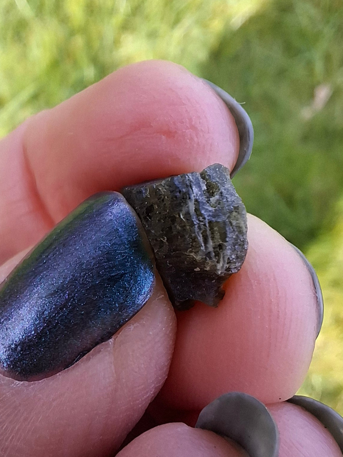 Moldavite Piece, 1.16g, Tektite (Ref: 1393)