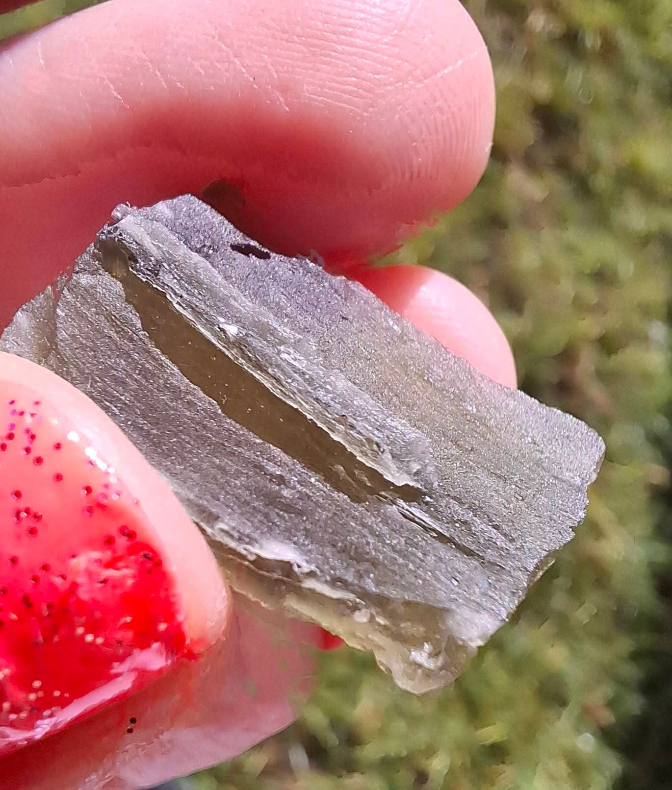 Moldavite Piece, 2.54g, Tektite (Ref: 1302)