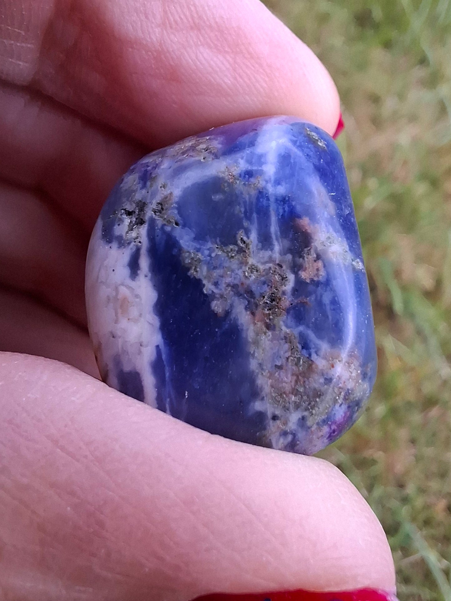 Sodalite, Tumble Stone, Crystal (Ref: T154)