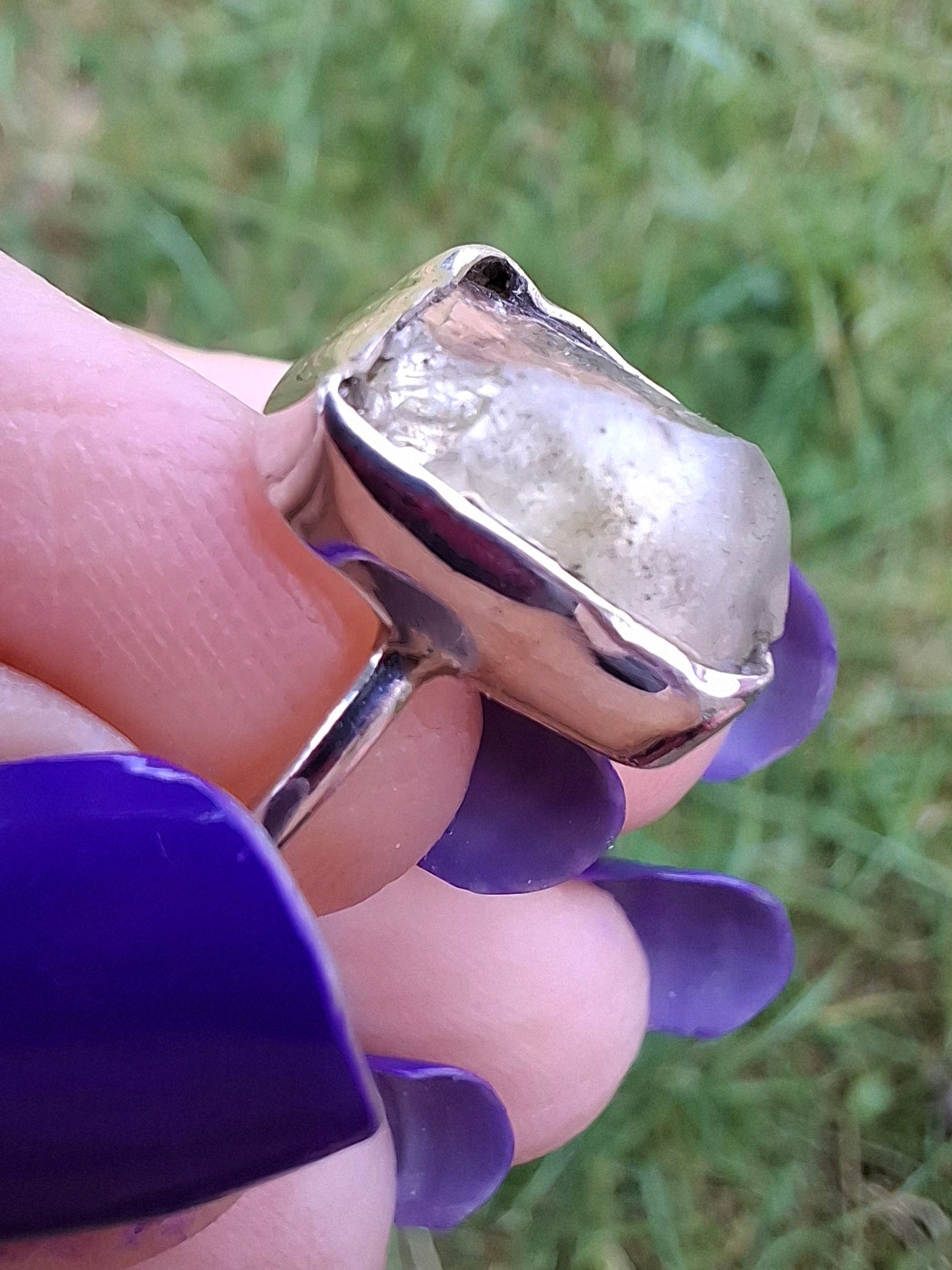 Libyan Desert Glass Ring, size small L, 925 Silver, Tektite (Ref: LR14)