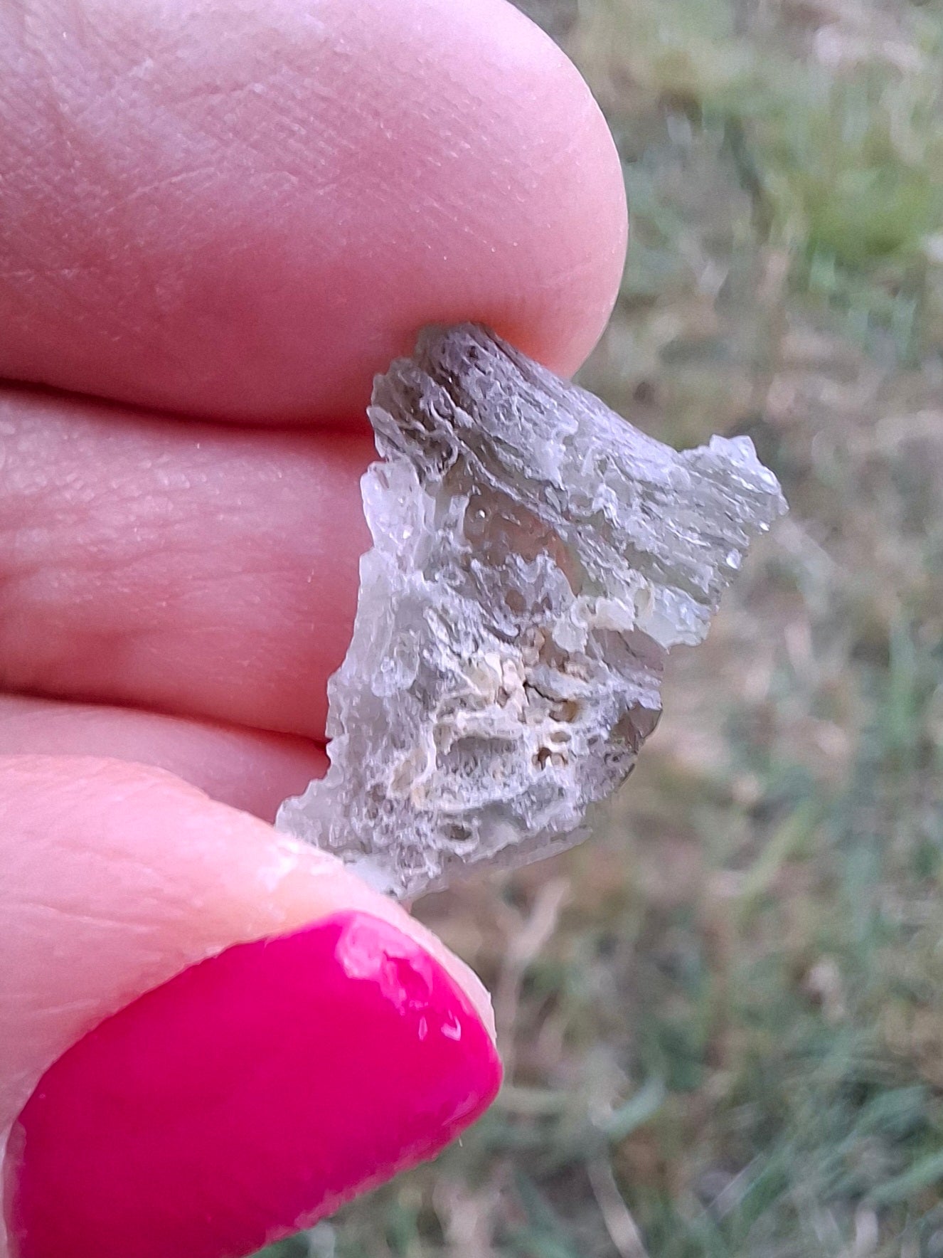 Moldavite Piece, SNOWFLAKE, FROSTED, BRUSNA, 0.92g, Tektite (Ref: 1499)