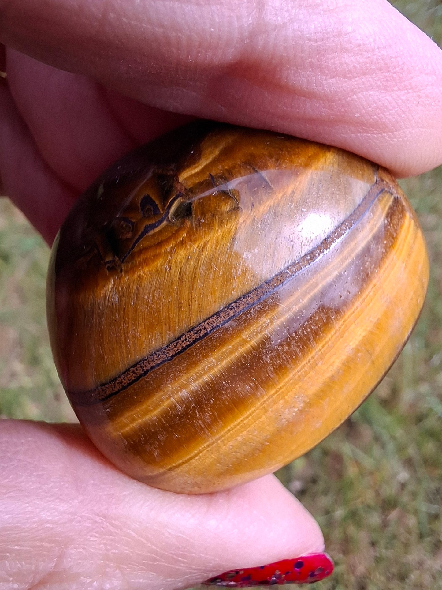 Tigers Eye, Tumble Stone, Crystal (Ref: T134)