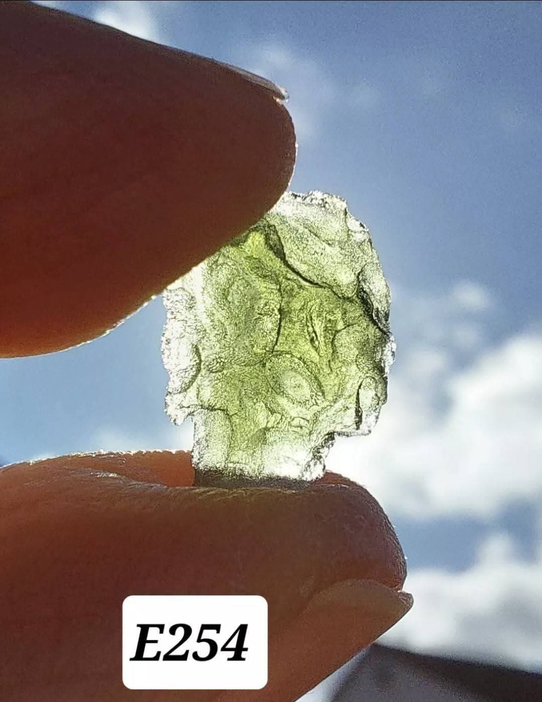 Moldavite Piece, 0.63g, Tektite (Ref: E254)