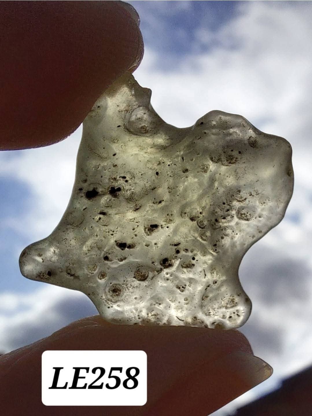 Libyan Desert Glass Piece, 5.68g, Tektite (Ref: LE258)