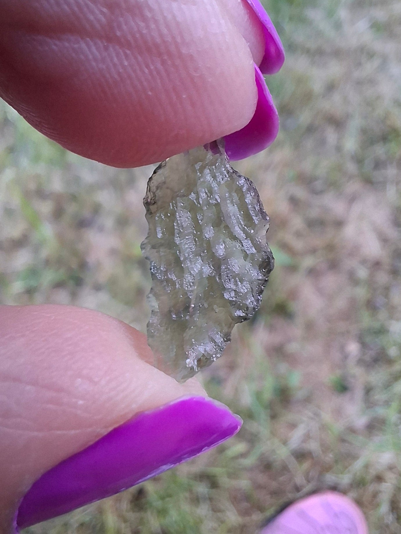 Moldavite Piece, 0.43g, Tektite (Ref: 1435)