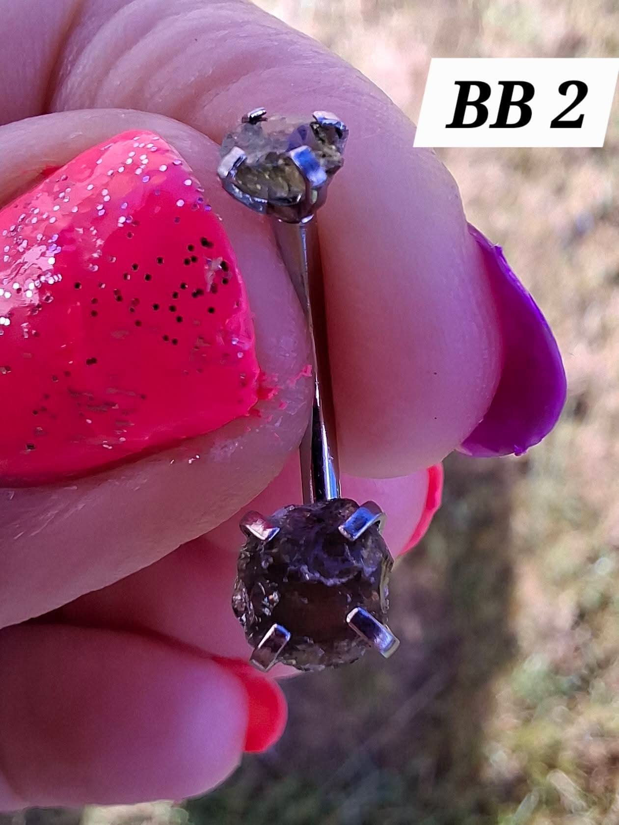 Moldavite (raw) BELLY BAR, 14G, Surgical Steel, Tektite (Ref: BB2)