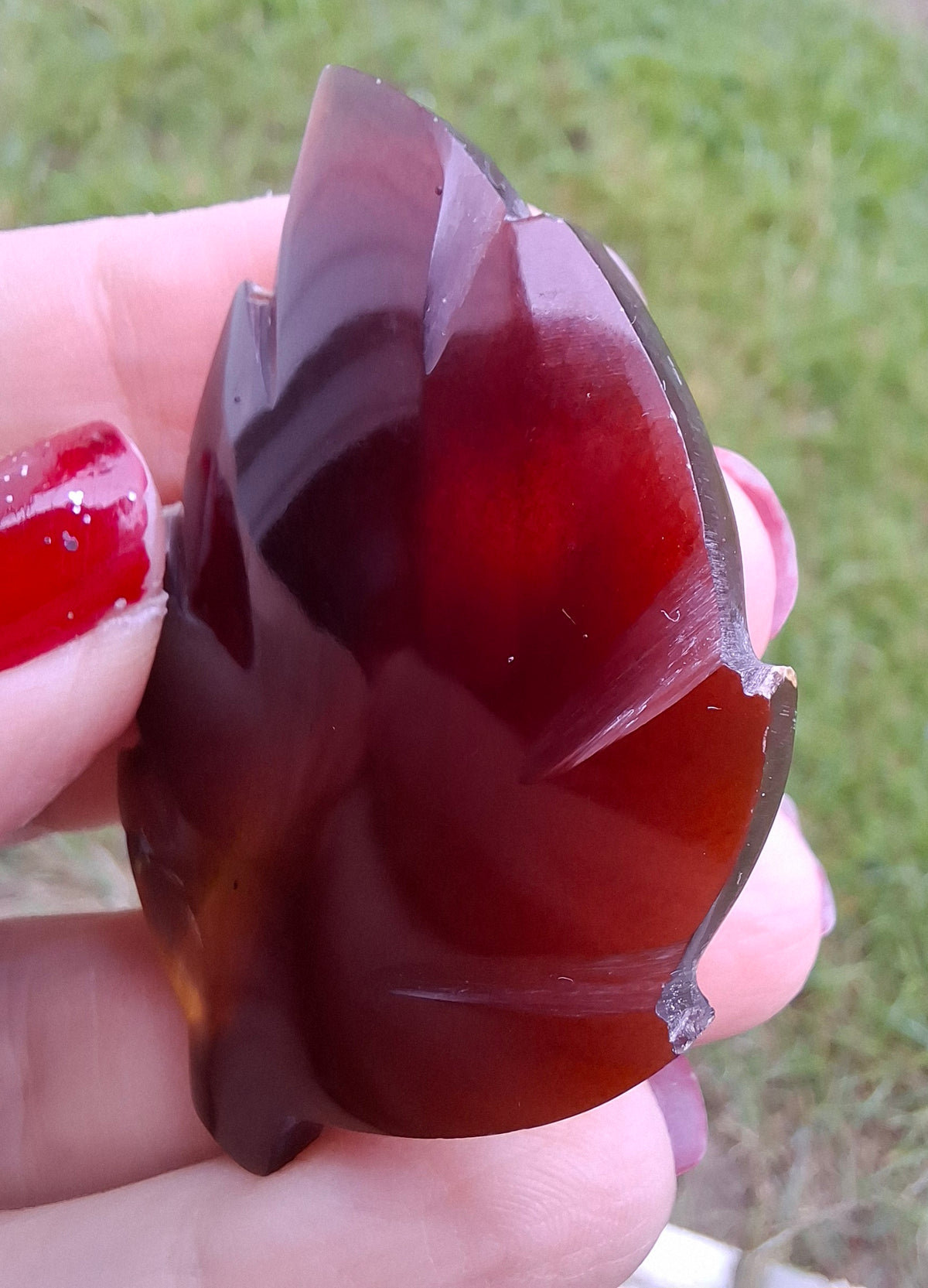 Red Amber Leaf Carving, 7.03g, Fossil (Ref: Leaf11)